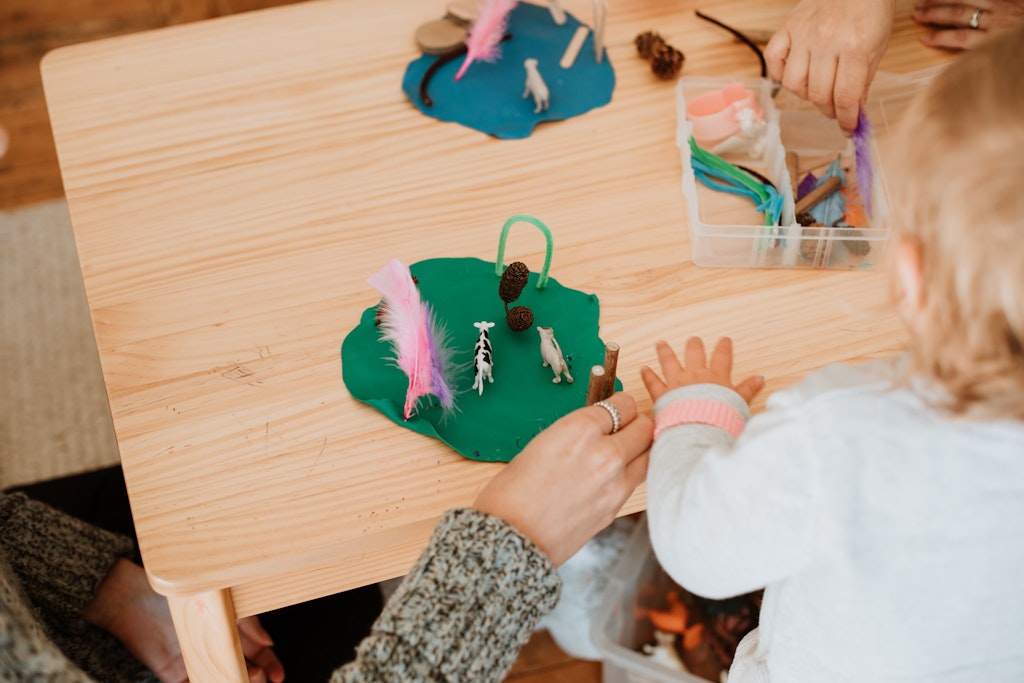 Farm Animals Activity Box